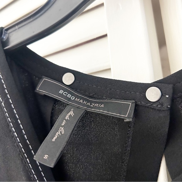 BCBGMaxAzria Richmond Black Short Sleeve Long Bermuda Short Romper Size Small - Picture 5 of 10